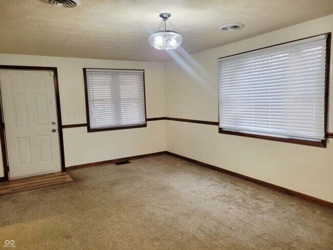 Foto del edificio - 3425 Campbell St