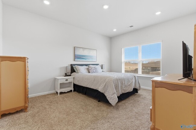 Building Photo - 7005 Nearpath Dr NW