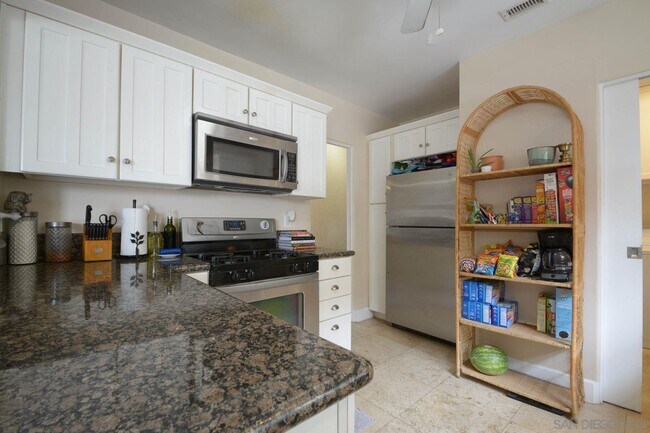 Foto del edificio - 4445 50th St