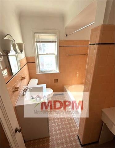 Foto del edificio - 14150 Fairmount Dr