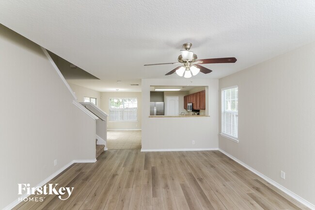 Foto del edificio - 4710 Adkins Trail