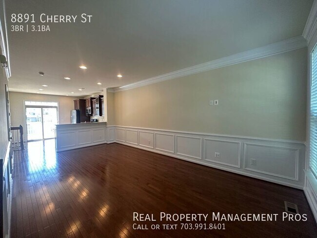 Foto del edificio - 8891 Cherry St
