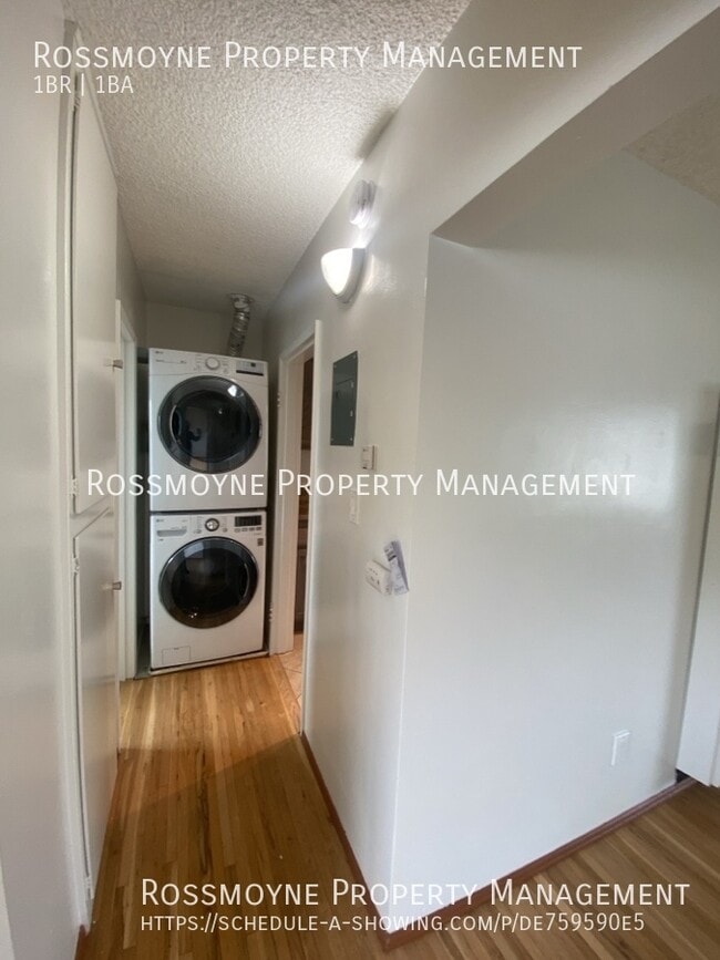 Building Photo - 1 Bed 1 Bath Upper Unit in Glendale