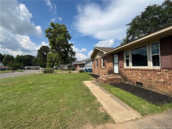 Building Photo - 107 Mars Dr