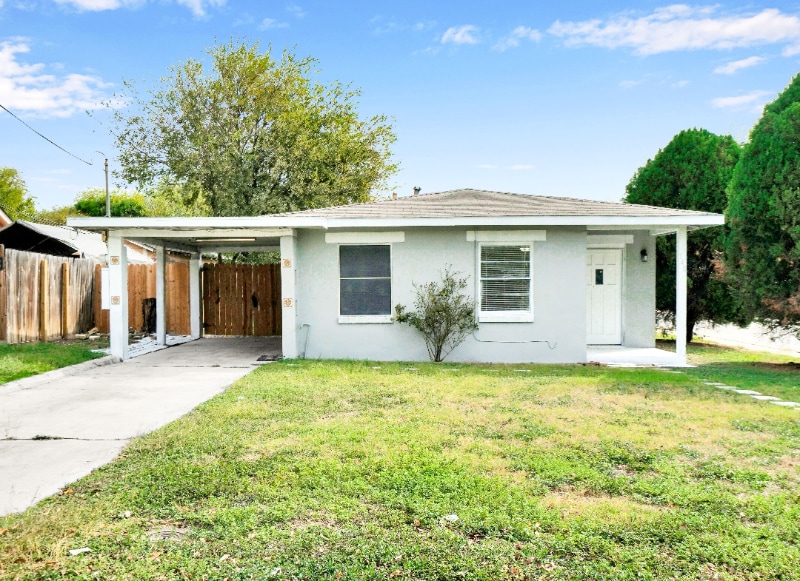 Primary Photo - 140 Glenarm Pl