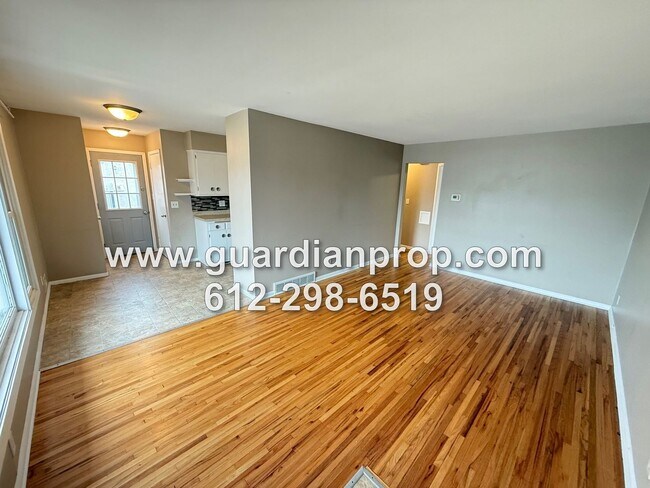 Foto del edificio - 1266-1268 Saint Paul Ave