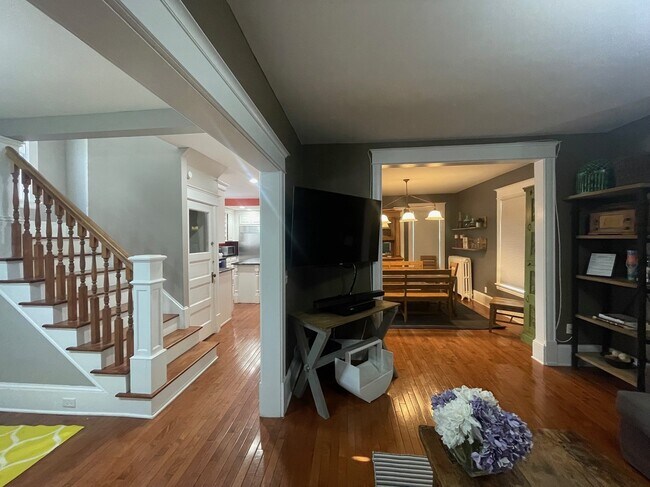 Foto del edificio - 4453 York Ave S