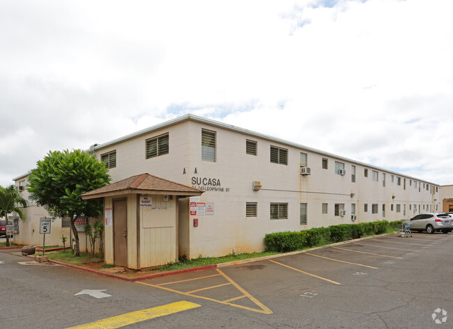 Building Photo - Su Casa Apartments