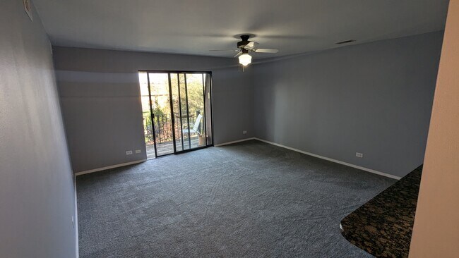 Building Photo - 7 Oak Creek Dr