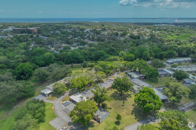 Aerial Photo - Mission Hills Condominiums