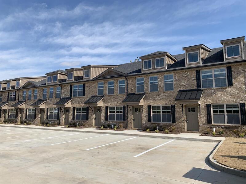Foto principal - 325-F Landrum Place