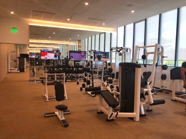 Gymnasium - 3000 NE 151st St