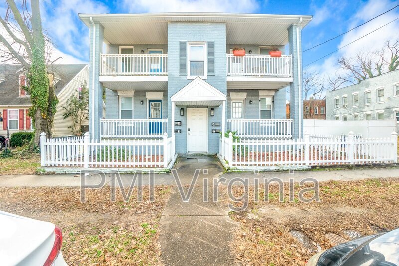 Primary Photo - 731 W 38th St