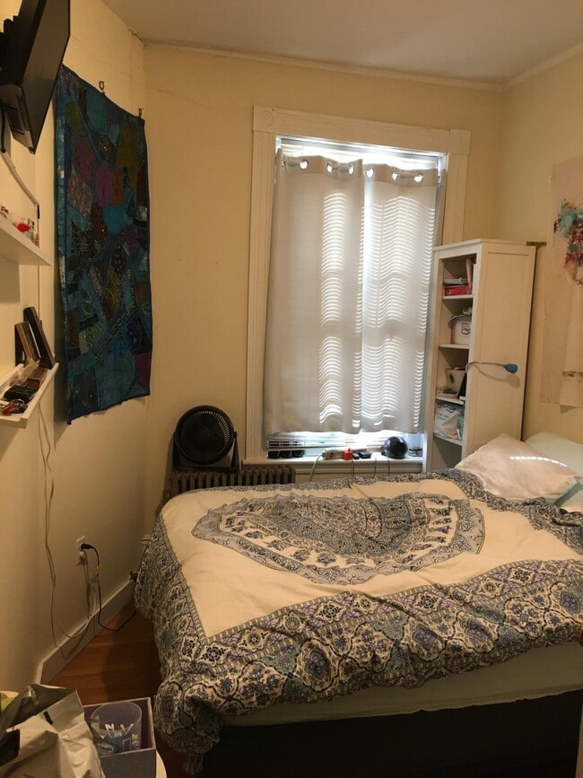 Foto del edificio - 8 Symphony Rd