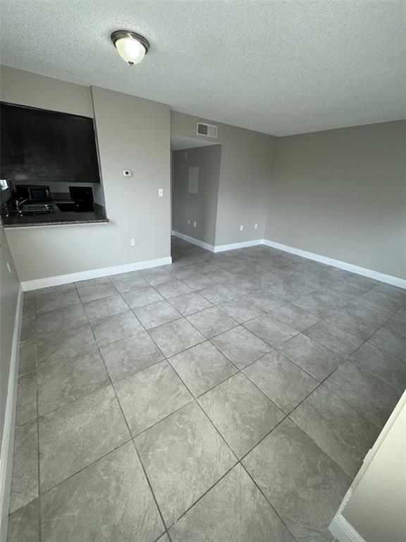 Building Photo - 1193 Bentley Rd