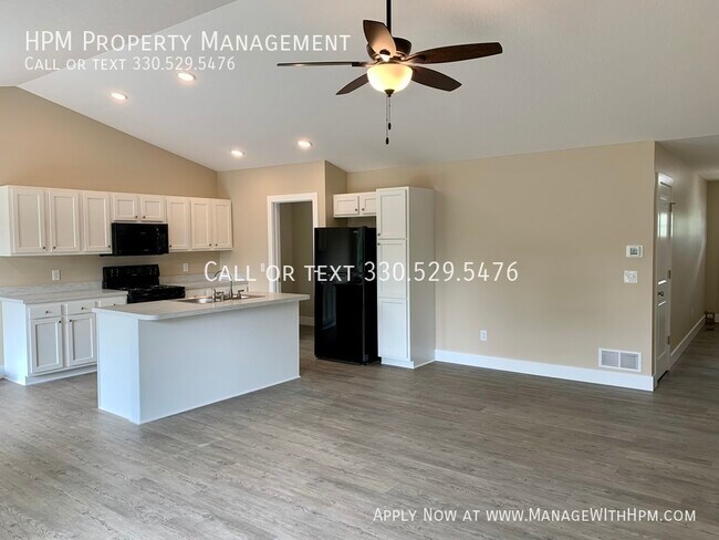 Building Photo - Newly Built Duplex in Perry For Rent!