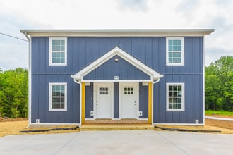 Building Photo - 3308 Chattanooga Rd