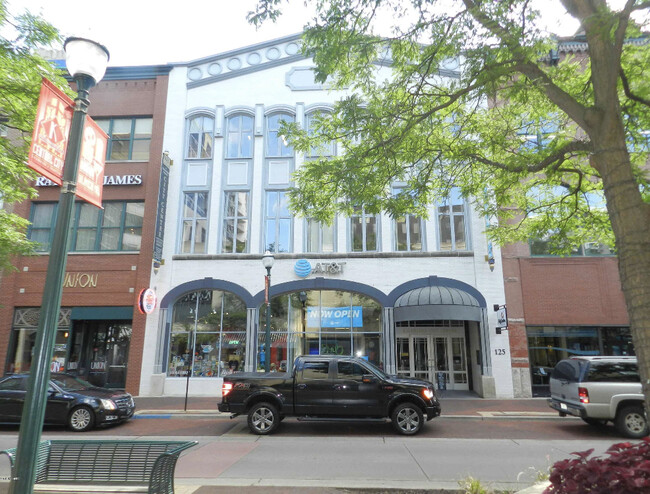 Building Photo - 125 S Kalamazoo Mall