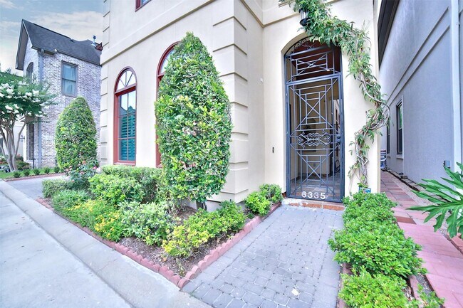 Foto del edificio - 6335 E Mystic Meadow