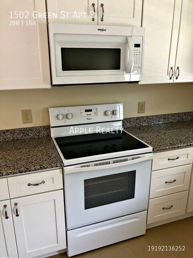 Building Photo - 1502 Green St