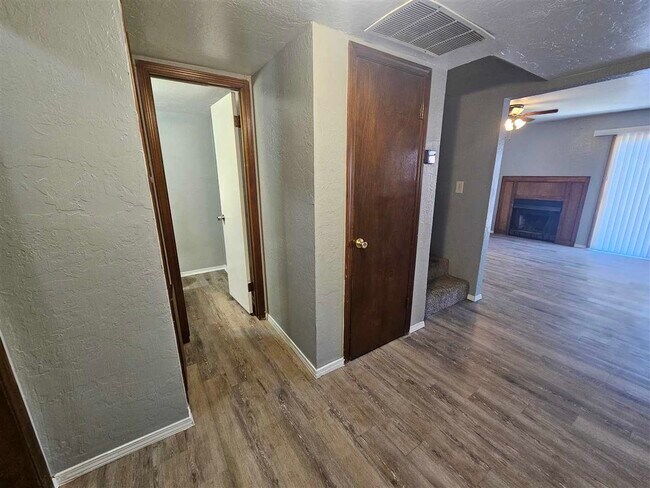 Foto del edificio - 4032 NW Ozmun Ave