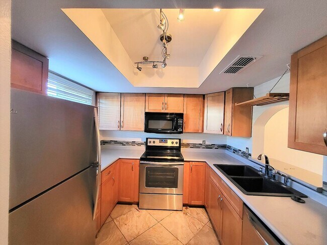 Foto del edificio - EXCELLENT TOWNHOME IN TEMPE!