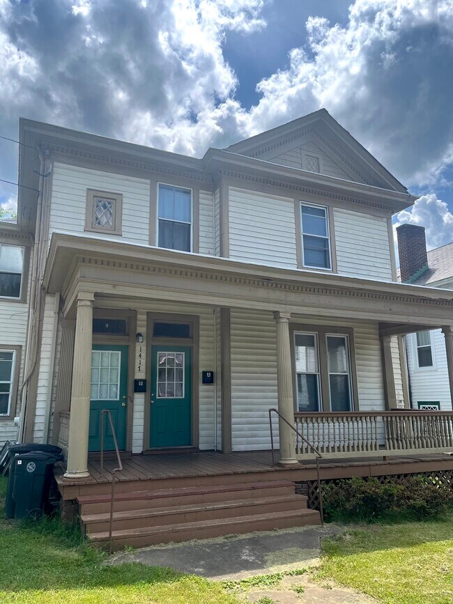 Building Photo - 1417 Early St