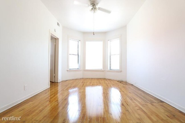 Foto del edificio - 1353 W Taylor St