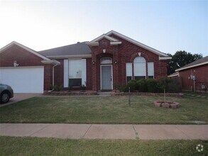 Building Photo - 225 Quail Meadows Ln