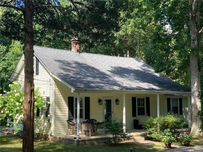 Primary Photo - 428 Greenhaven Rd