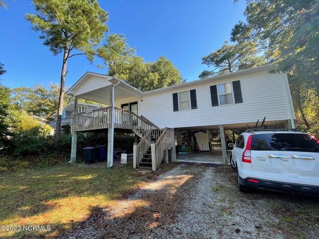 Building Photo - 316 Live Oak St