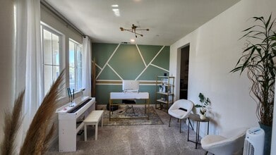 Building Photo - 1280 Palermo Dr