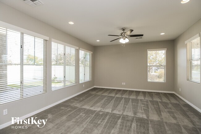Building Photo - 10460 E Naranja Ave