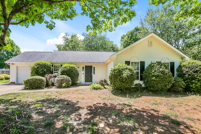 Building Photo - 104 Stapleton Way