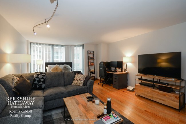 Foto del edificio - 21 W Goethe St