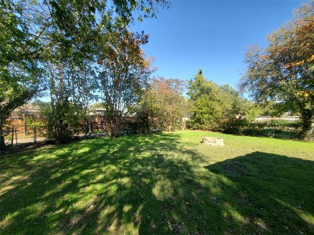 Foto del edificio - 1521 Wagon Wheel Rd