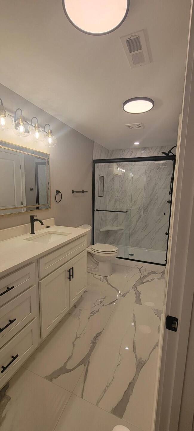 Foto del edificio - 3596 Harper Woods Ln