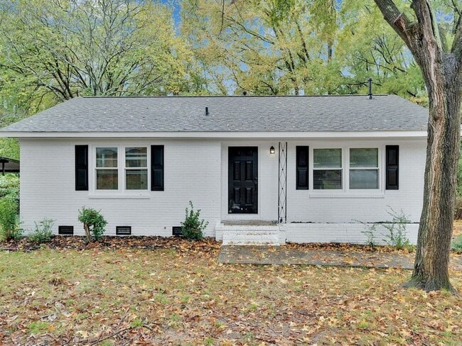 Building Photo - 2846 Kenhill Dr