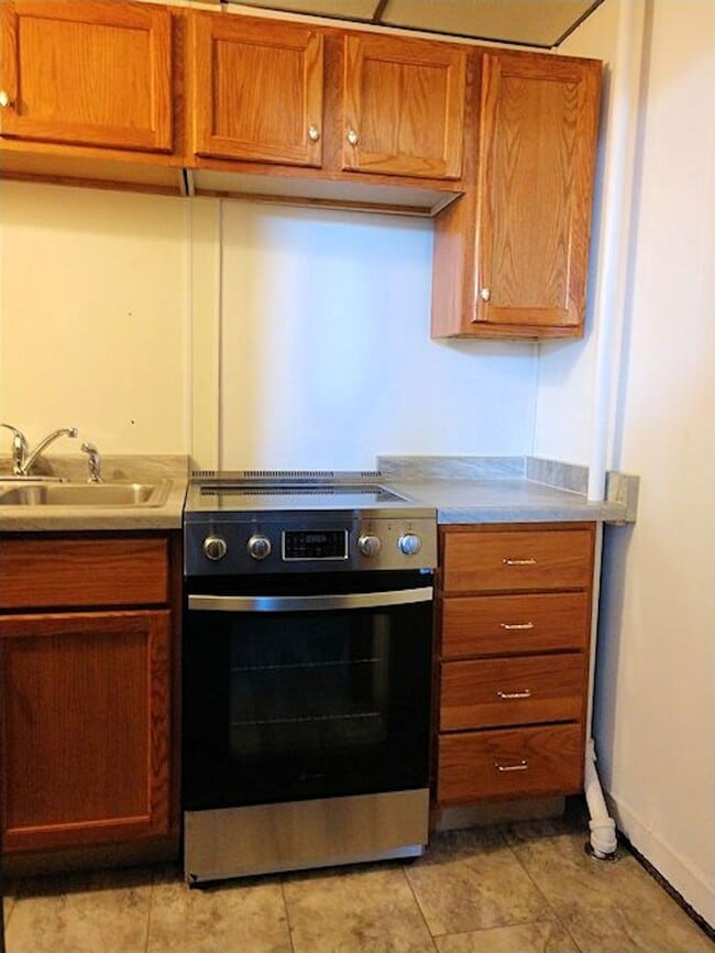 Foto principal - 126 N Lake Ave