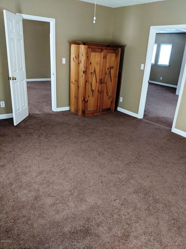 Building Photo - 391 Lindell Rd