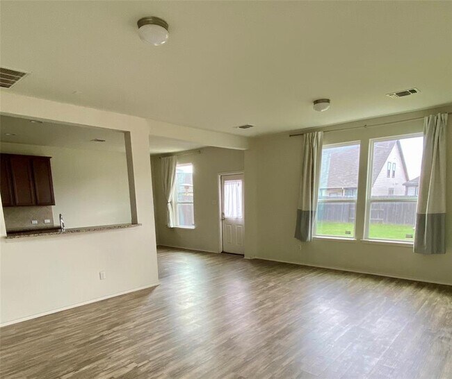 Building Photo - 167 Yellowbark St