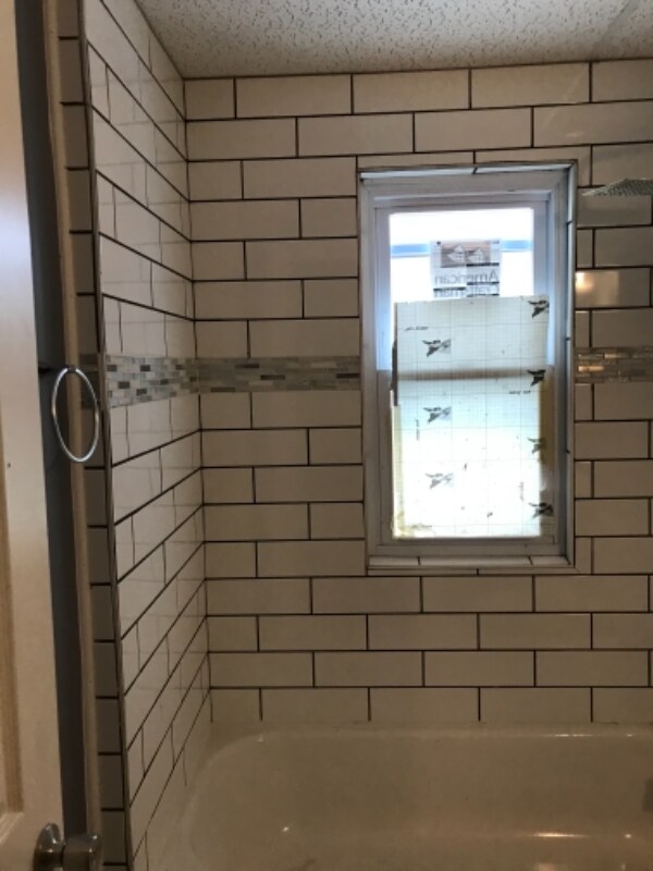 Foto del edificio - 3560 E 114th St