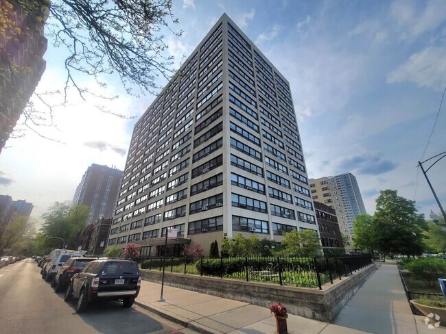 Building Photo - 4180 N Marine Dr