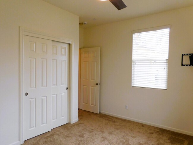 Foto del edificio - 3098 Wrenwood Ave