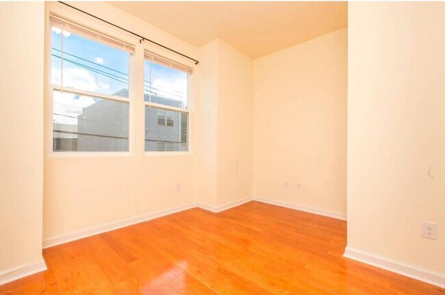 Foto del edificio - 2254 N 12th St