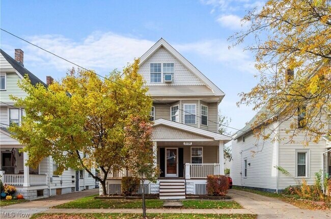 Foto del edificio - 2026 Dowd Ave