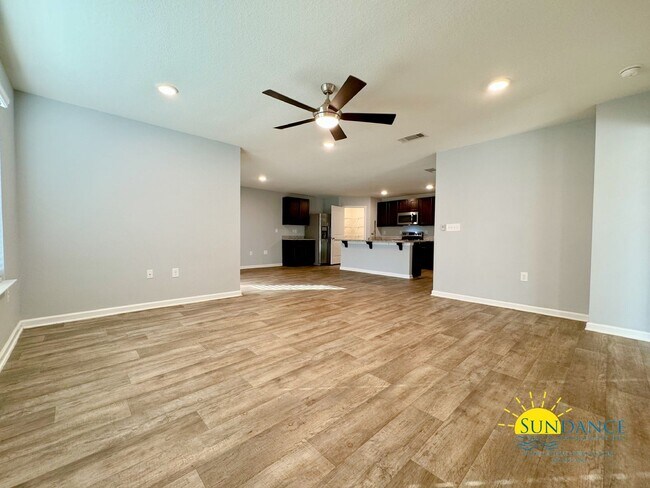 Building Photo - 813 Moorhen Wy