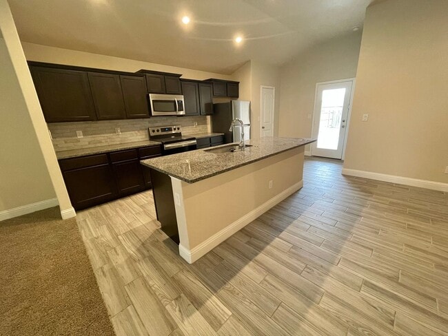 Building Photo - Cozy Home in Frenship ISD!