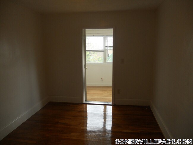 Foto del edificio - 223 Summer St