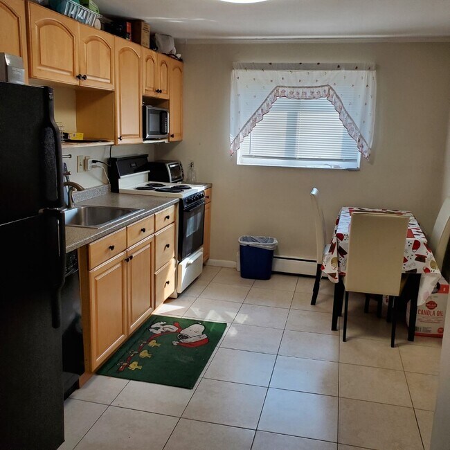 Foto del edificio - 60 Bryon Rd